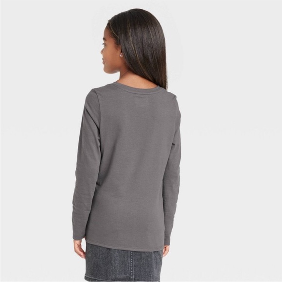 NWT Girls' 'Embrace Magic' Long Sleeve Graphic T-shirt - Picture 2 of 3